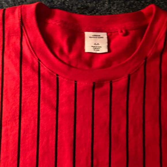 Men’s tee-shirt (donating soon) - Picture 2 of 2